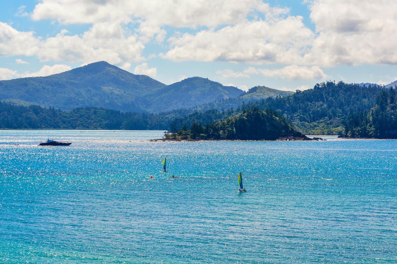 Shorelines 2 On By Hamorent Hamilton Island