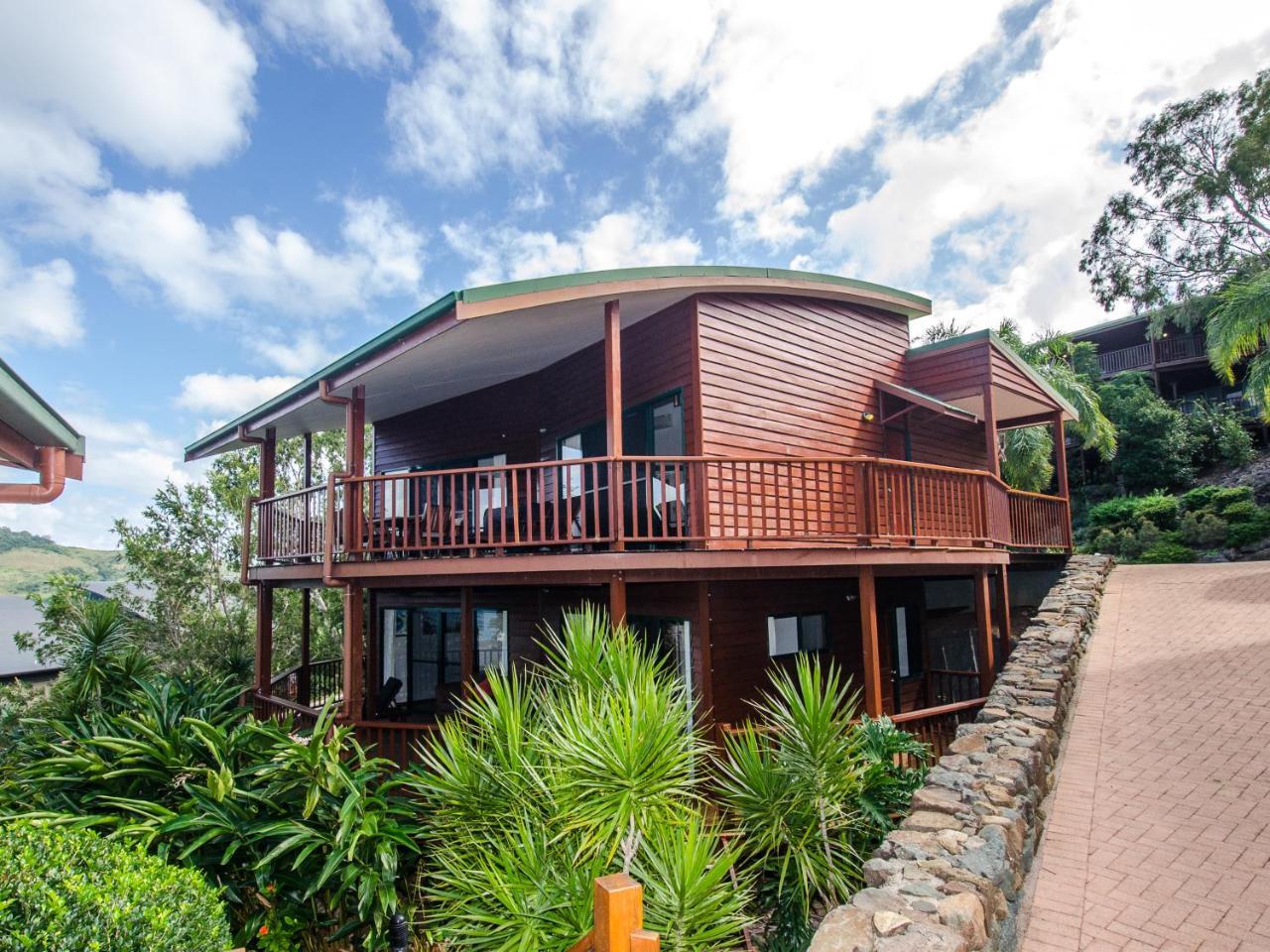Casuarina Cove 1 On By Hamorent Apartment Hamilton Island