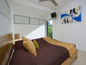 Villa Edge 5 Oceanfront 3-bedroom - Featuring An Infinity Pool, Bath, Buggy And Valet Service Hamilton Island