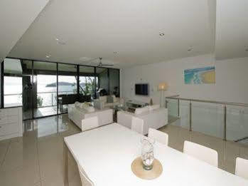 Edge 5 Oceanfront 3-bedroom - Featuring An Infinity Pool, Bath, Buggy And Valet Service Hamilton Island