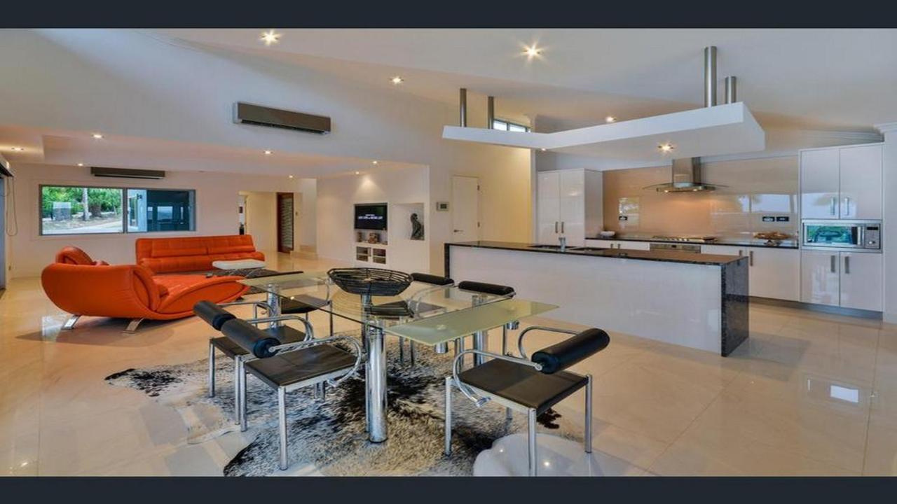 Jasmine House On Holiday home *