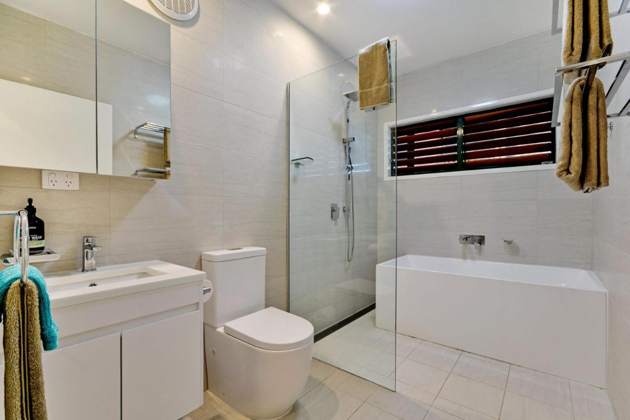 Casuarina 16 - 3 Bedroom House With 180 Degree Ocean Views, Buggy & Valet Service Holiday home