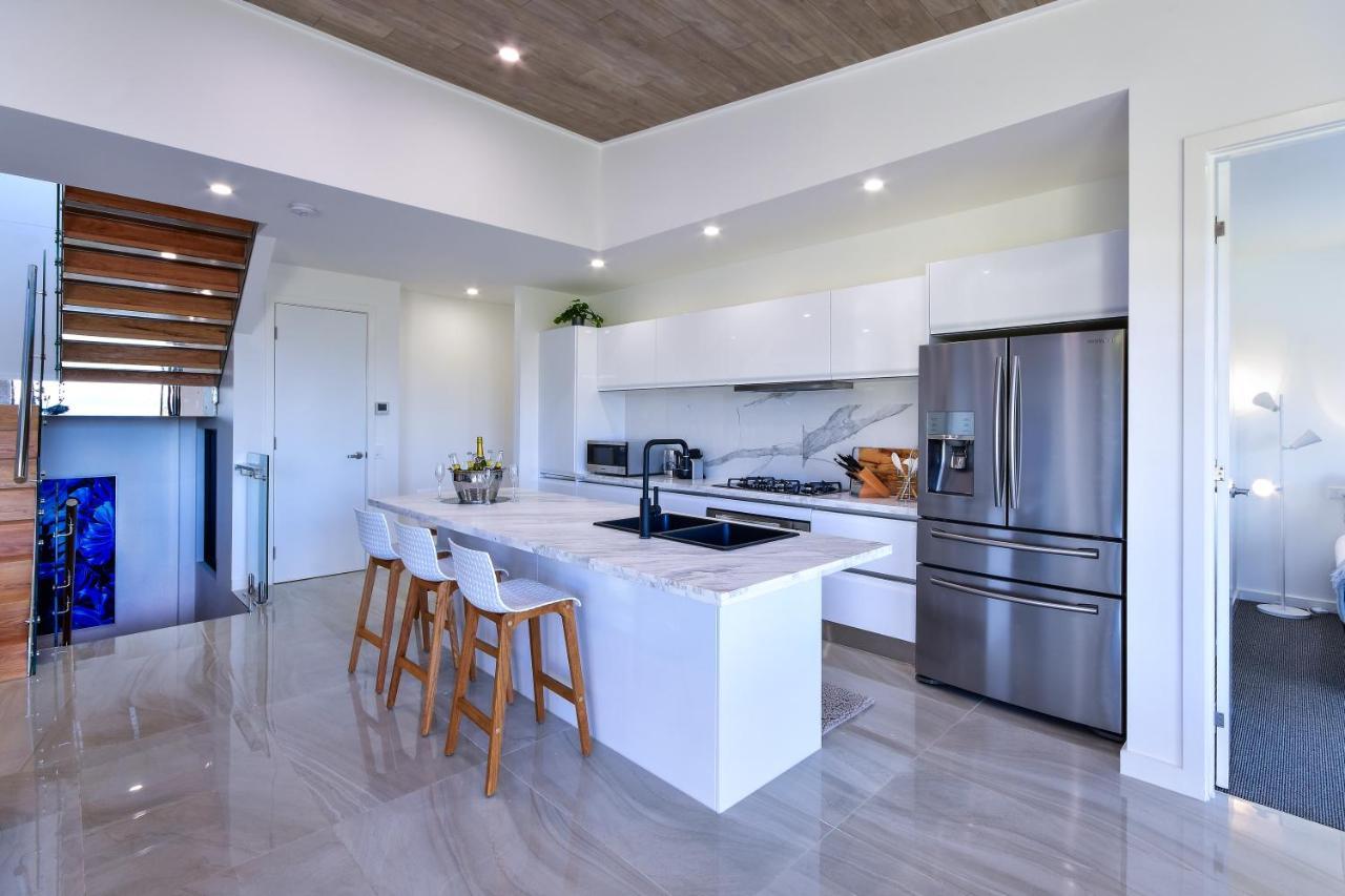 Apartment Hidden Cove On By Hiha