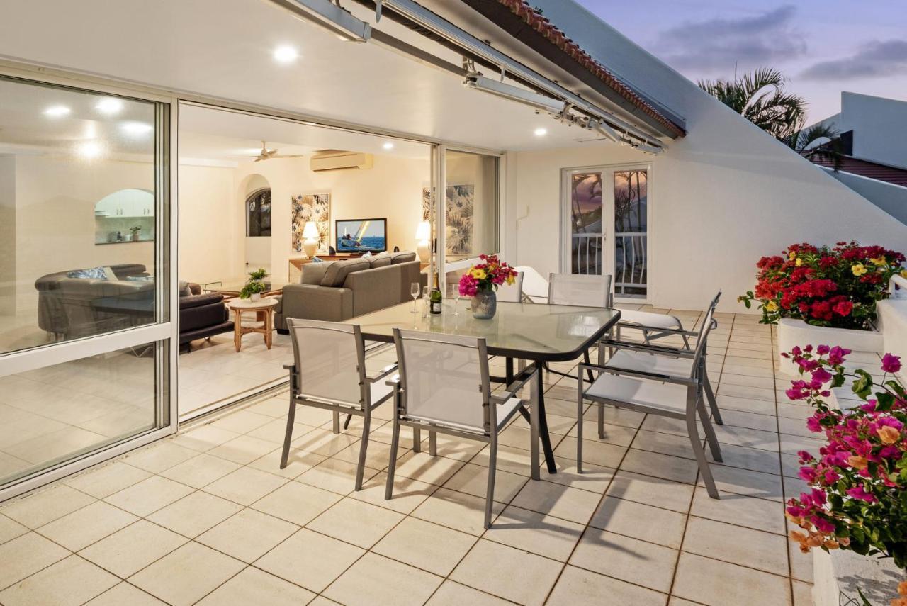 Bella Azure Two Bedroom Two Bathroom Spacious Ocean-view With Golf Buggy Apartment