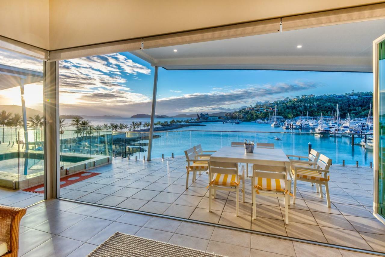 Apartment Pavillions Penthouse 25 - Luxury Waterfront With Private Roof Pool And Buggy Hamilton Island