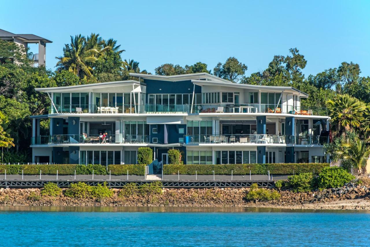 Pavillions Penthouse 25 - Luxury Waterfront With Private Roof Pool And Buggy * Hamilton Island