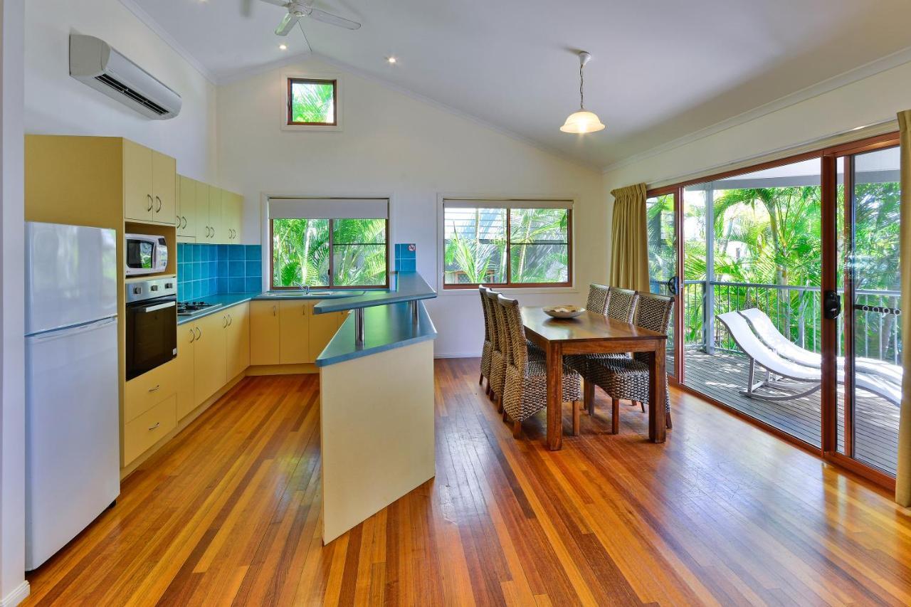 Heliconia Grove 9 *