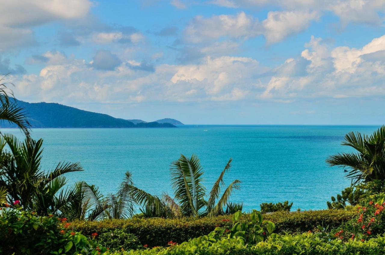 Bella Vista East 3 Luxury Ocean Views Large Flat Grassed Area And Buggy Apartment