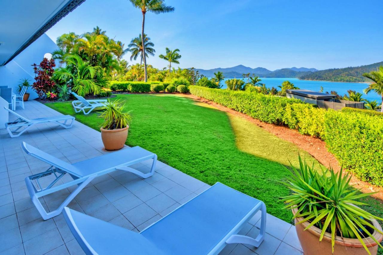 Bella Vista East 3 Luxury Ocean Views Large Flat Grassed Area And Buggy Apartment Hamilton Island