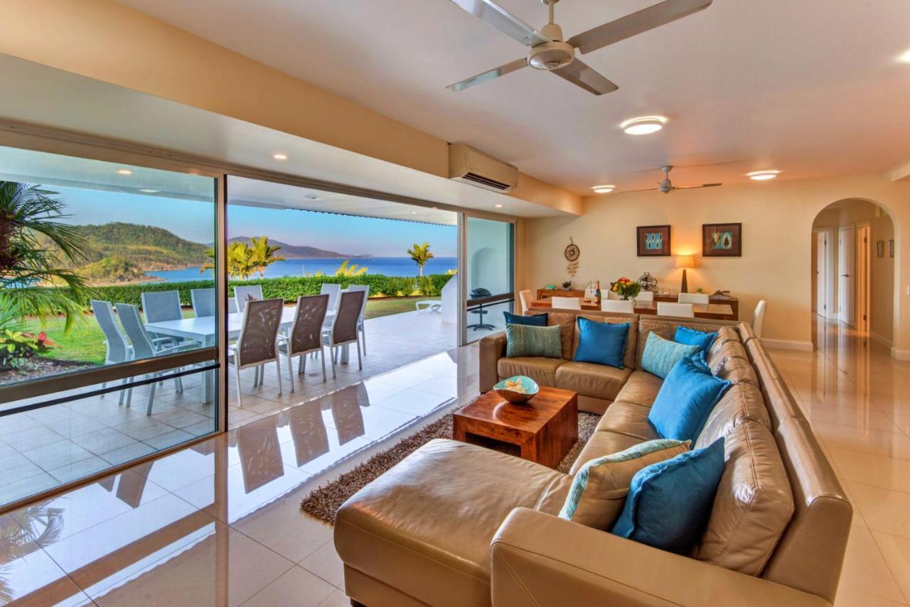 Bella Vista East 3 Luxury Ocean Views Large Flat Grassed Area And Buggy *