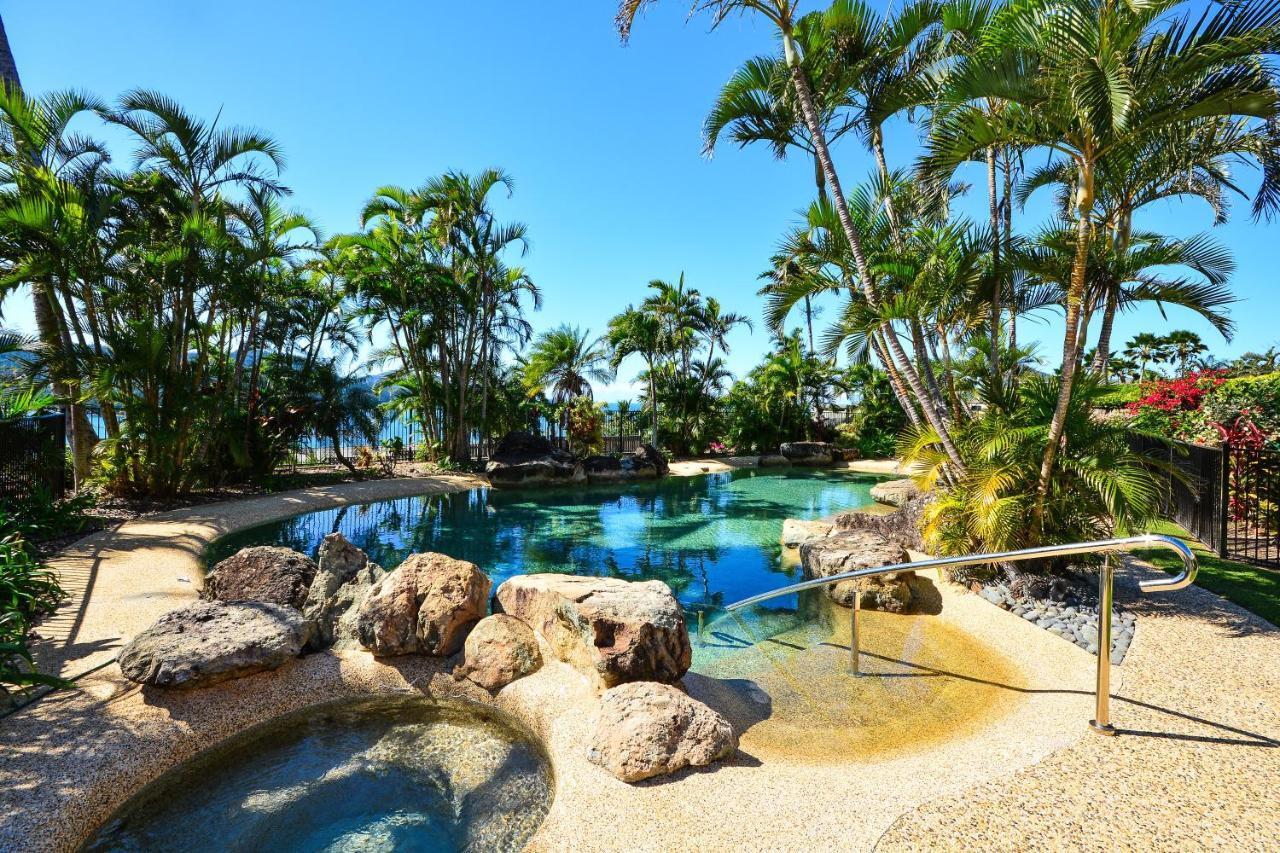 Bella Vista East 3 Luxury Ocean Views Large Flat Grassed Area And Buggy * Hamilton Island