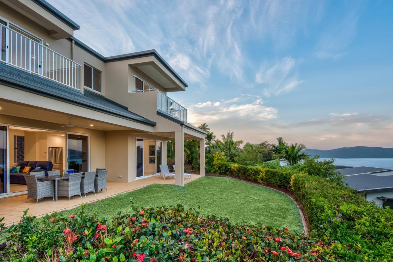 La Bella Waters 1 Wide Reaching Ocean Views And Buggy