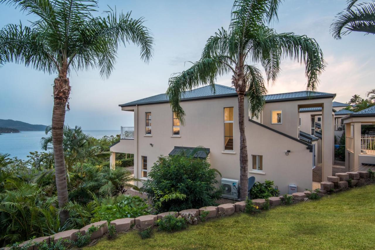 La Bella Waters 1 Wide Reaching Ocean Views And Buggy Holiday home