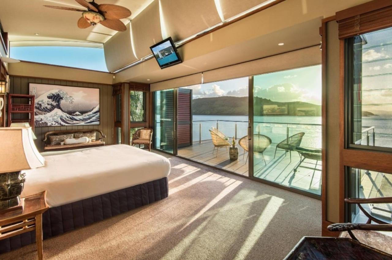 Yacht Club 19 Bijou De Mer Ocean Front Private Pool 2 Buggies