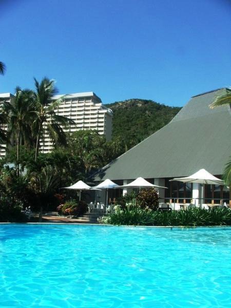 Frangipani Beachfront F5 On By Hamorent Apartment