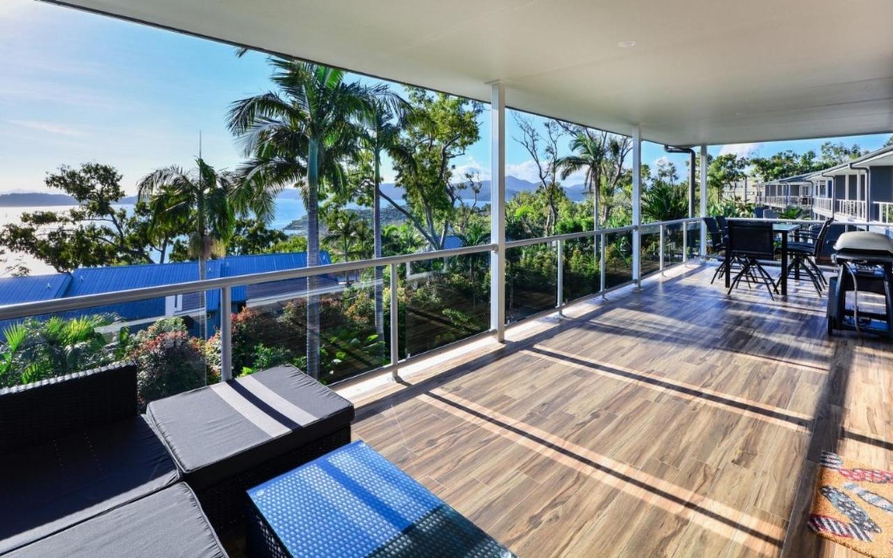 Blue Water Views *