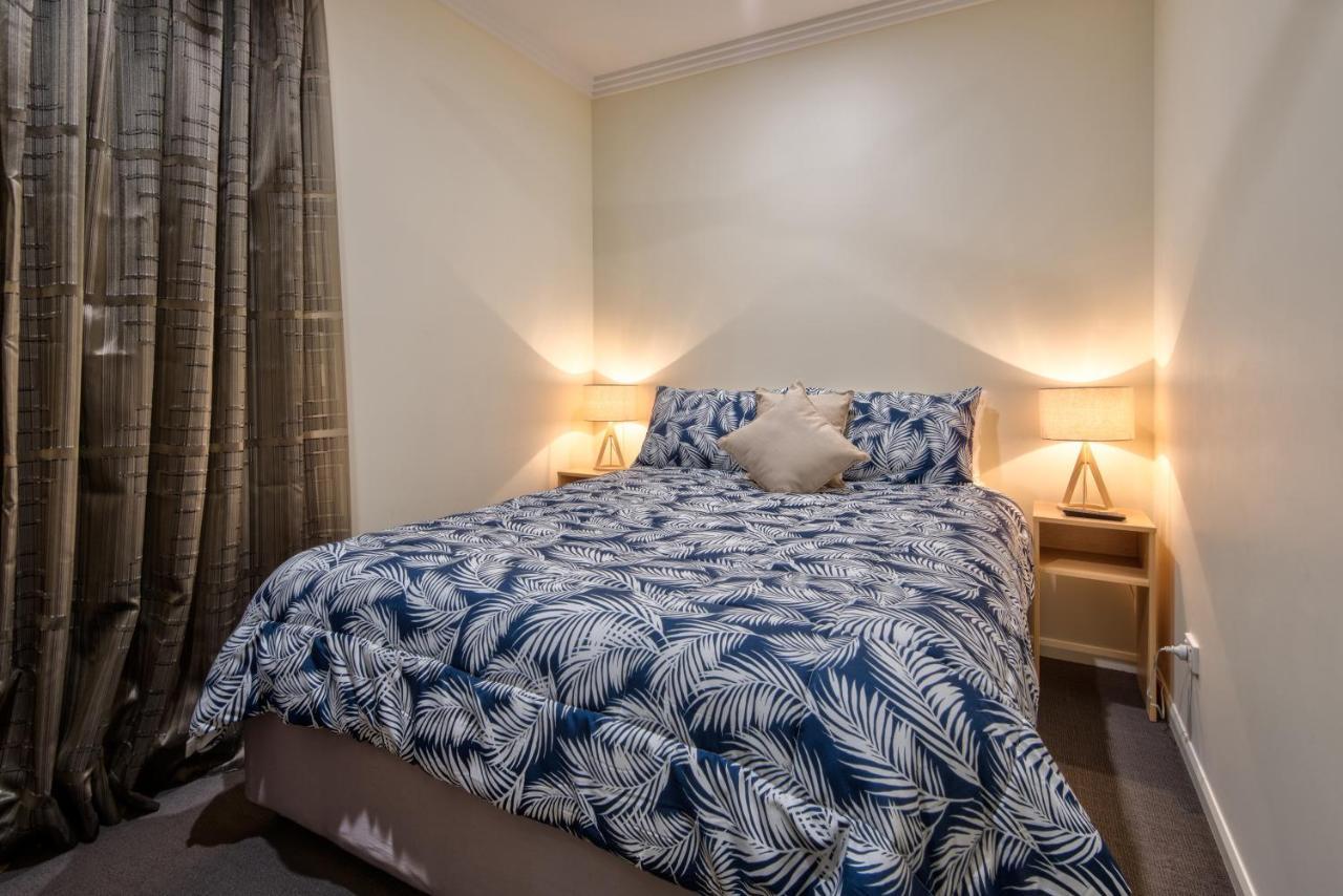 Apartment Pavillions On By Hiha *