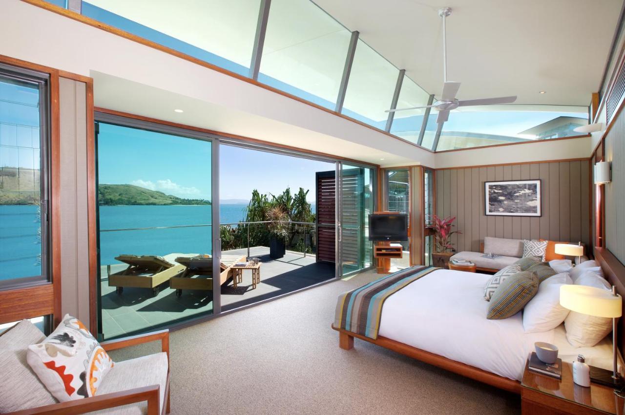 Yacht Club Villa *