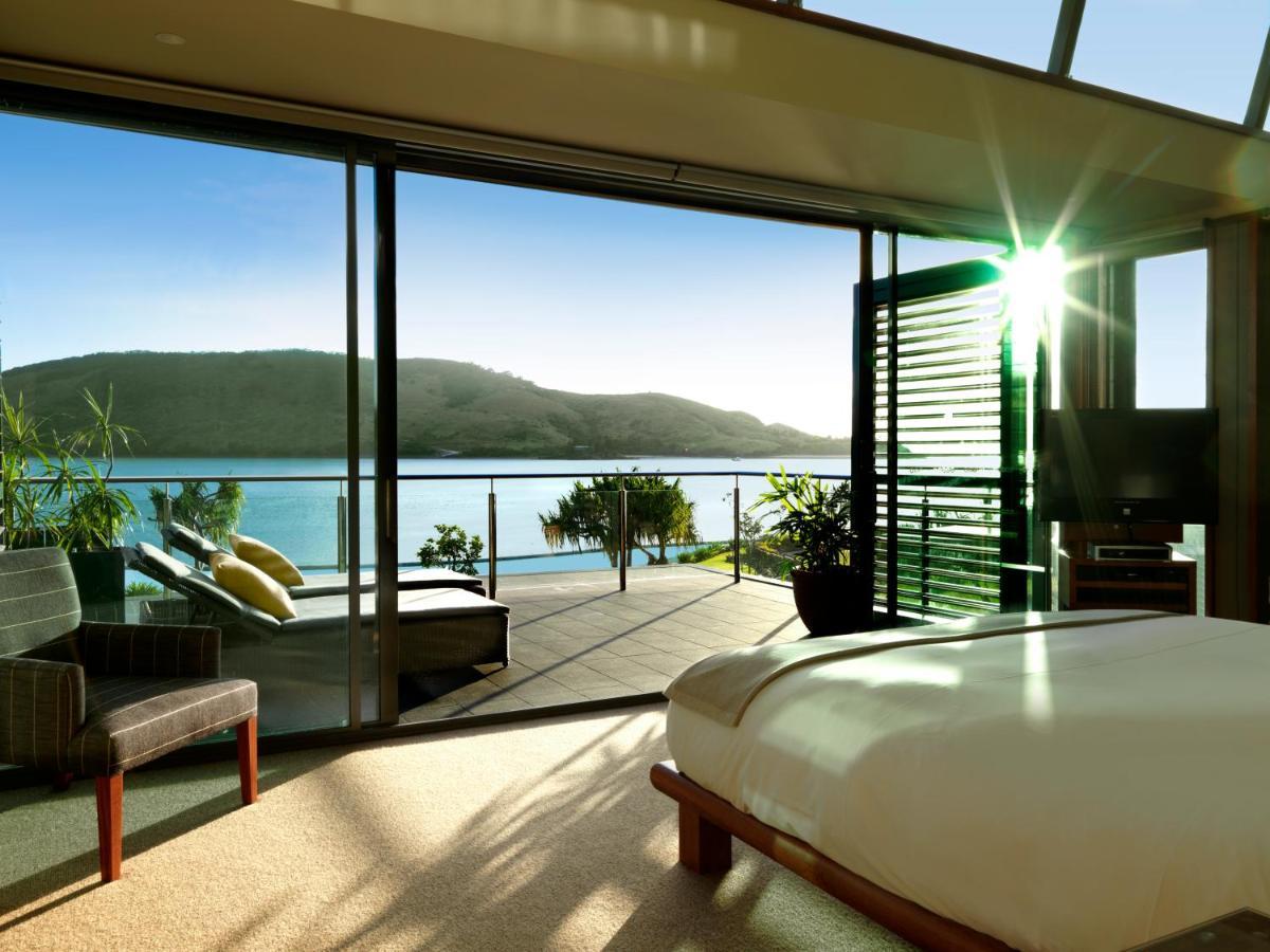Villa Yacht Club *