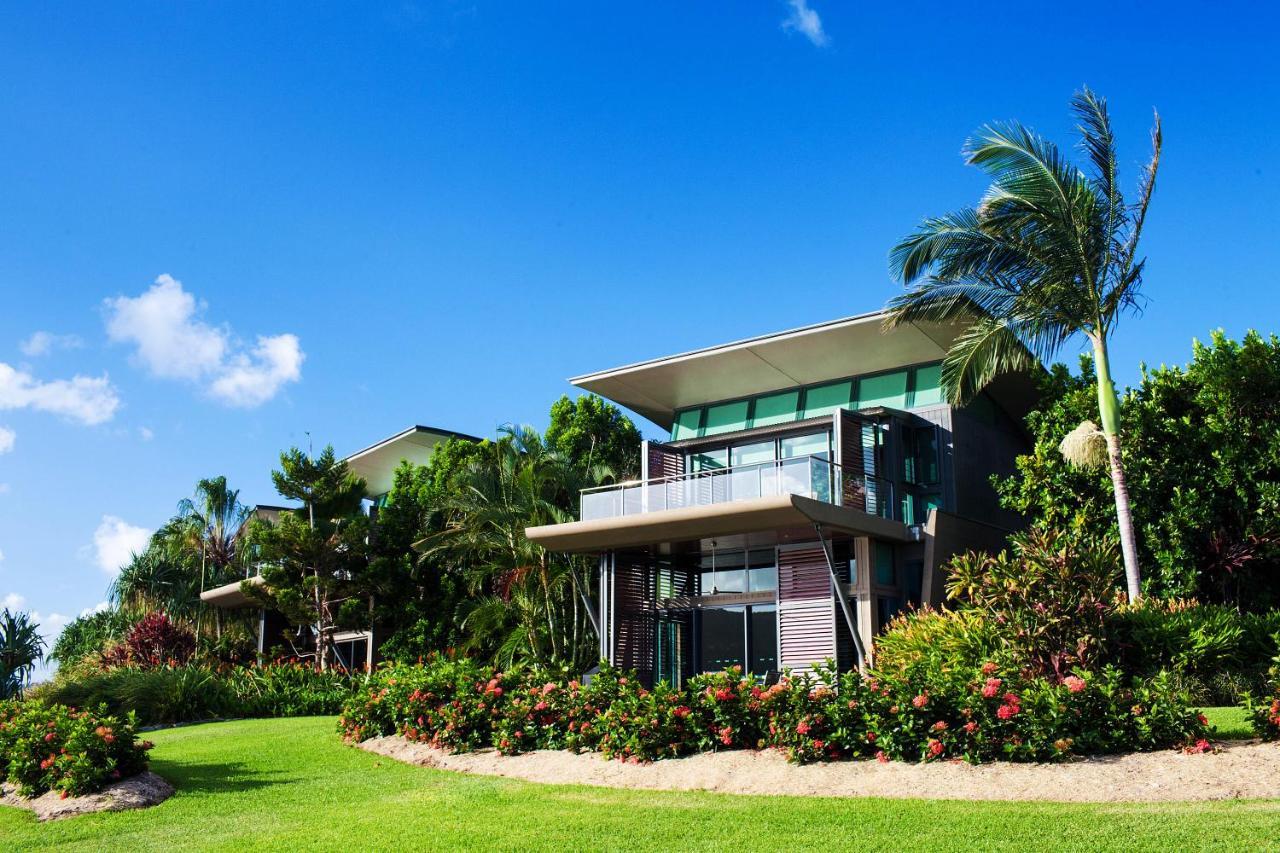Yacht Club Villa *