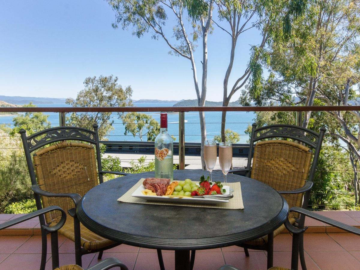 Apartment Compass Point Hamilton Island