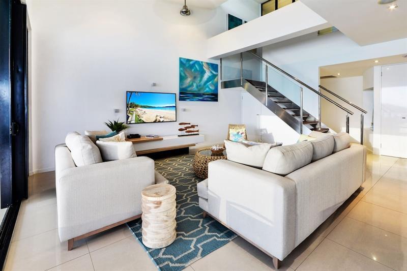 12 The Edge Oceanfront Deluxe 3 Bedroom Near Marina With Golf Buggy
