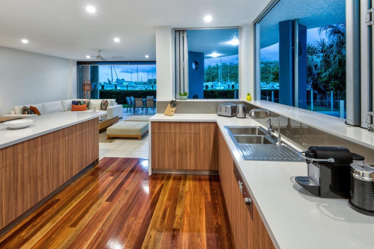 Pavillions 11 On Hamilton Island, Waterfront With Private Pool And Buggy Hamilton Island