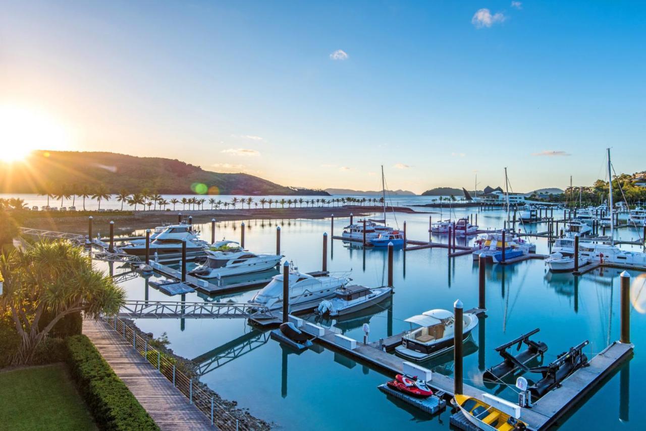 Pavillions 11 On Hamilton Island, Waterfront With Private Pool And Buggy Apartment