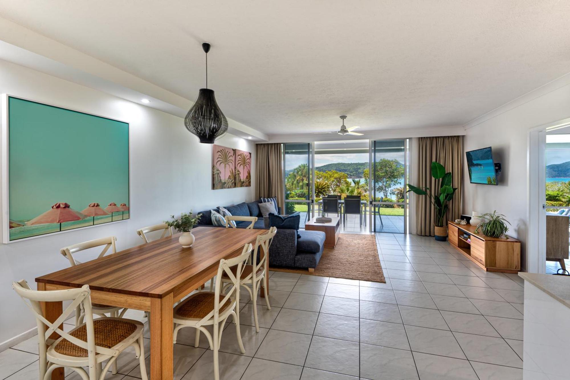 Apartment Lagoon Apartments On Hamilton Island By Hiha