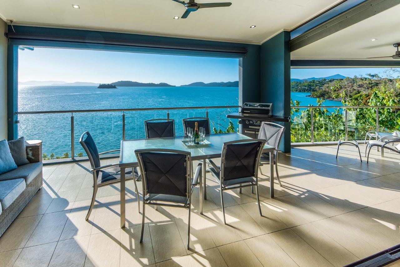 Edge On By Hiha Hamilton Island