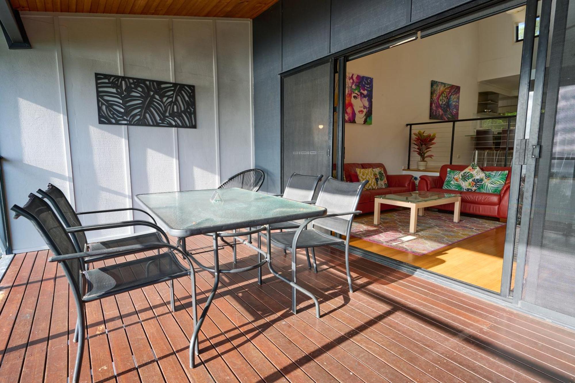 Shorelines Apartment Hamilton Island