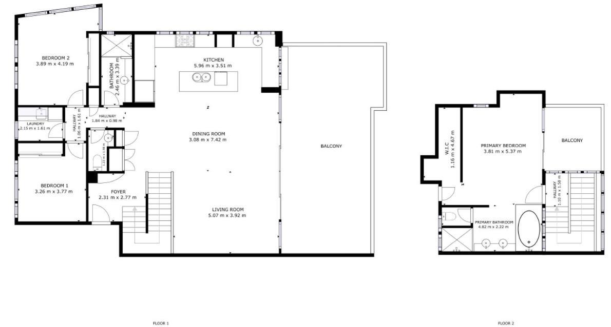 Apartment Edge On By Hiha *