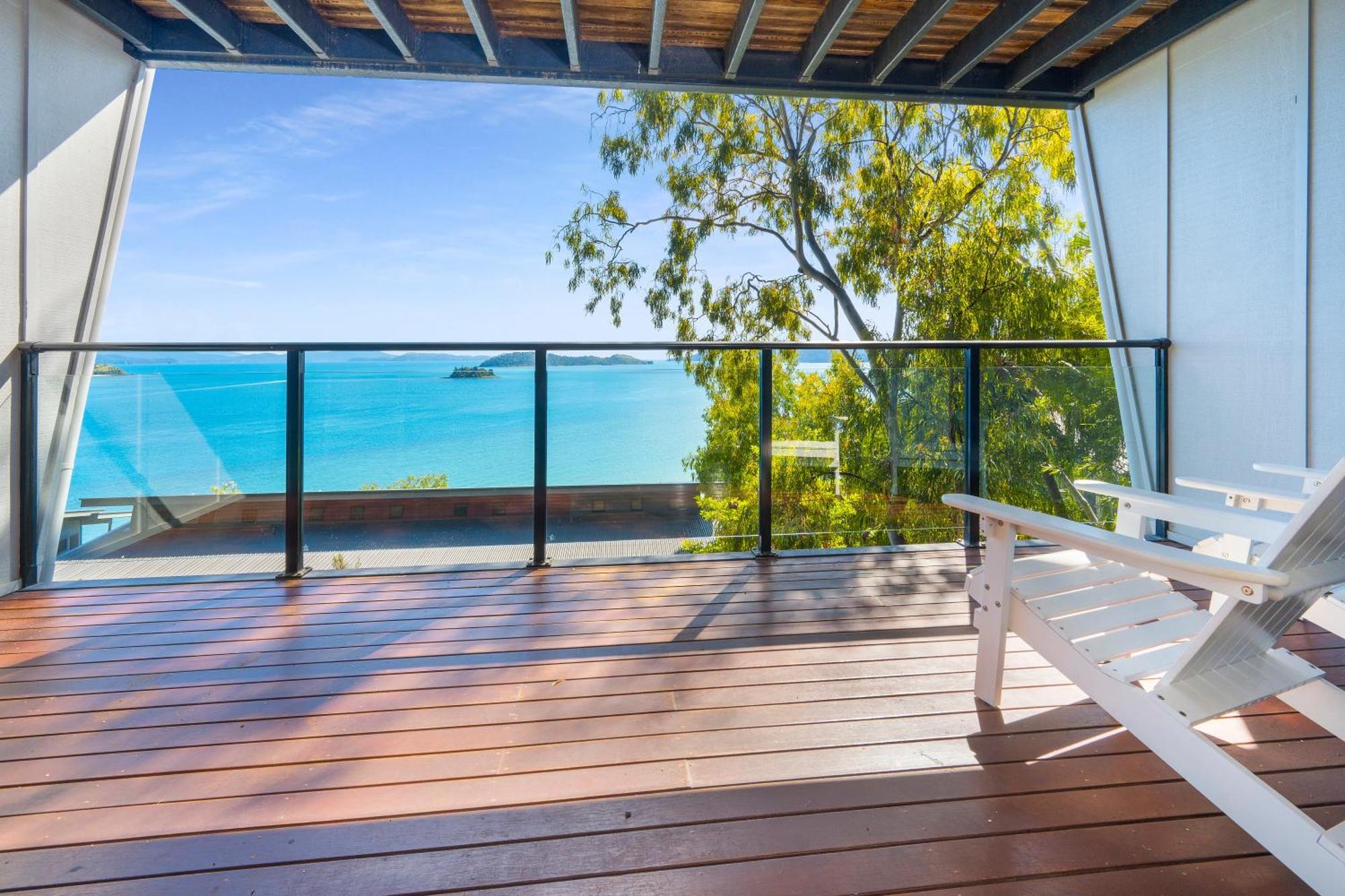 Apartment Shorelines Hamilton Island