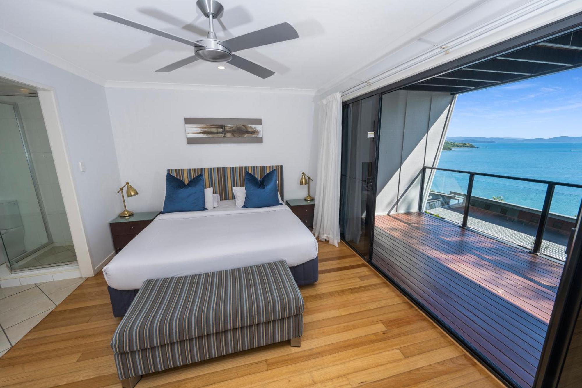 Shorelines Apartment