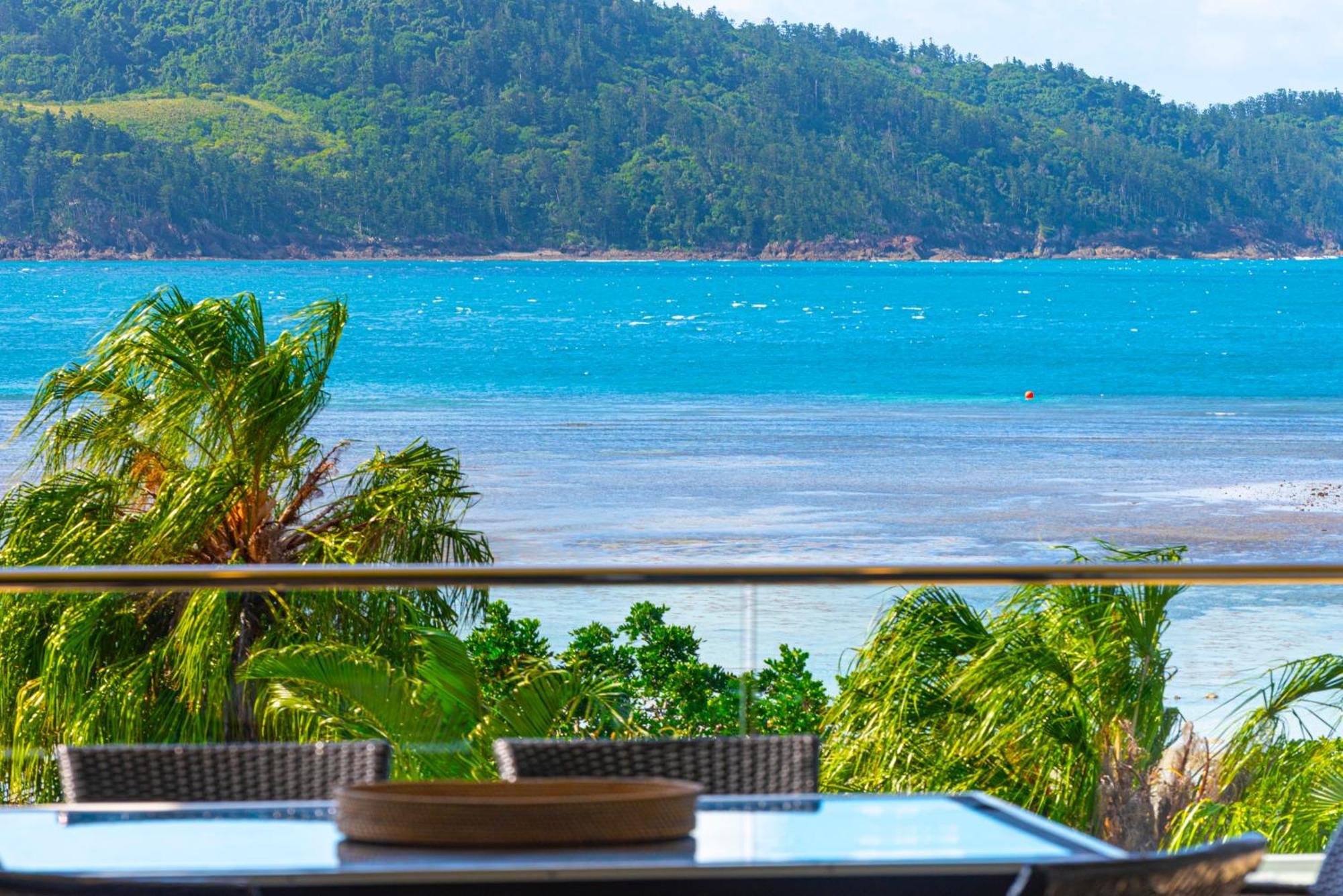 Apartment Beach Lodges Hamilton Island