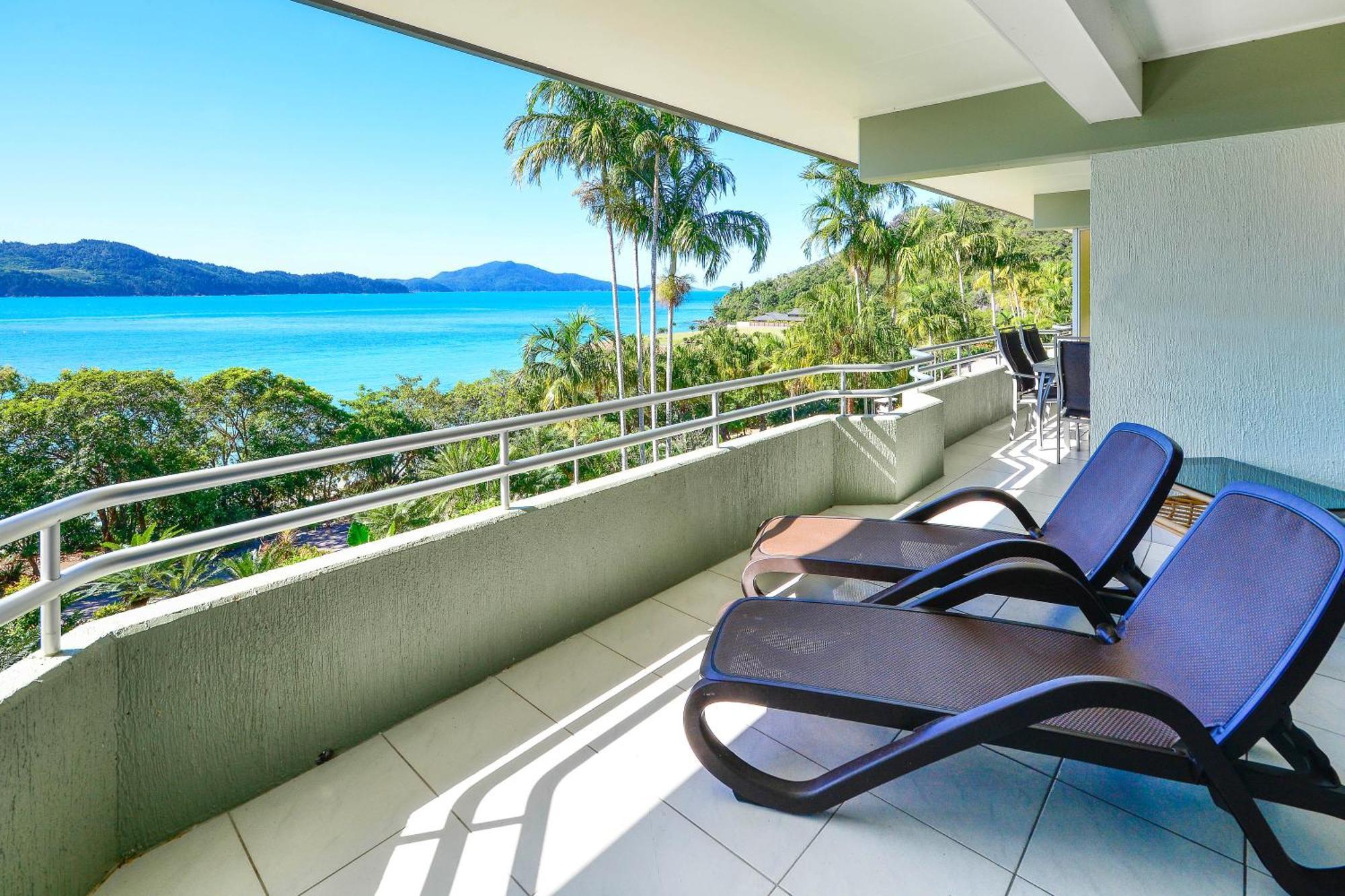 Beach Lodges *