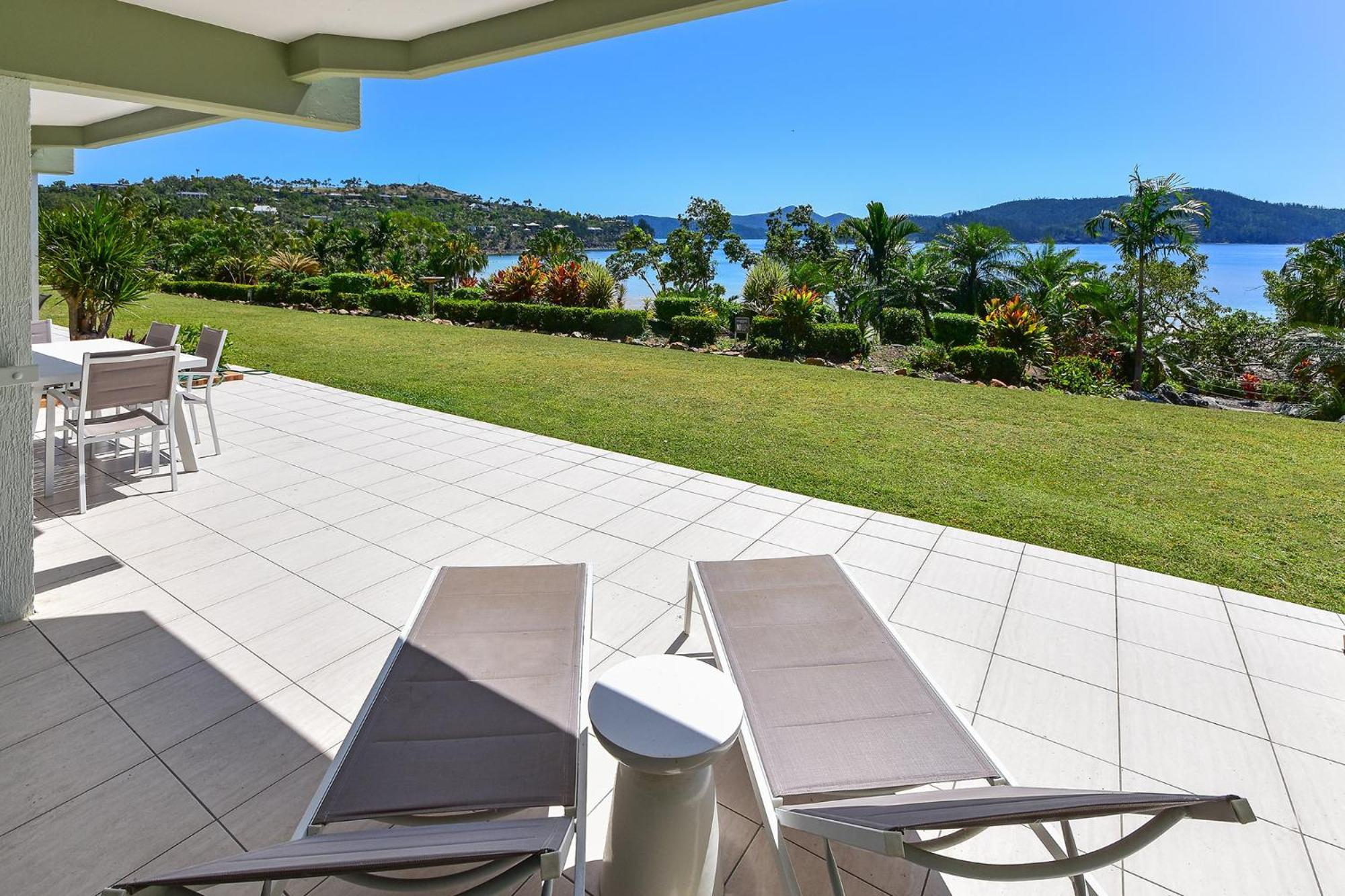 Beach Lodges Hamilton Island