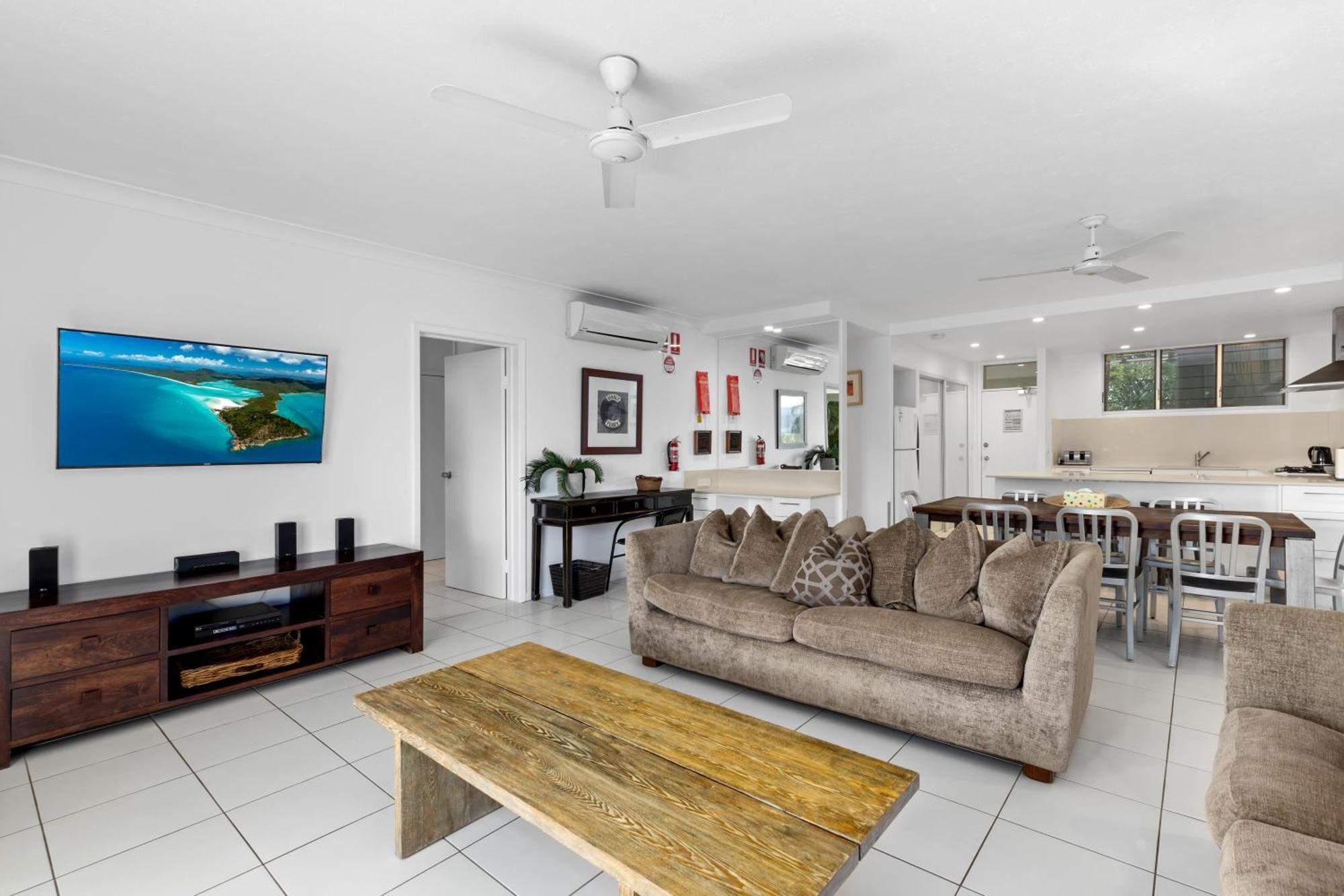 Lagoon Apartments On Hamilton Island By Hiha Apartment *