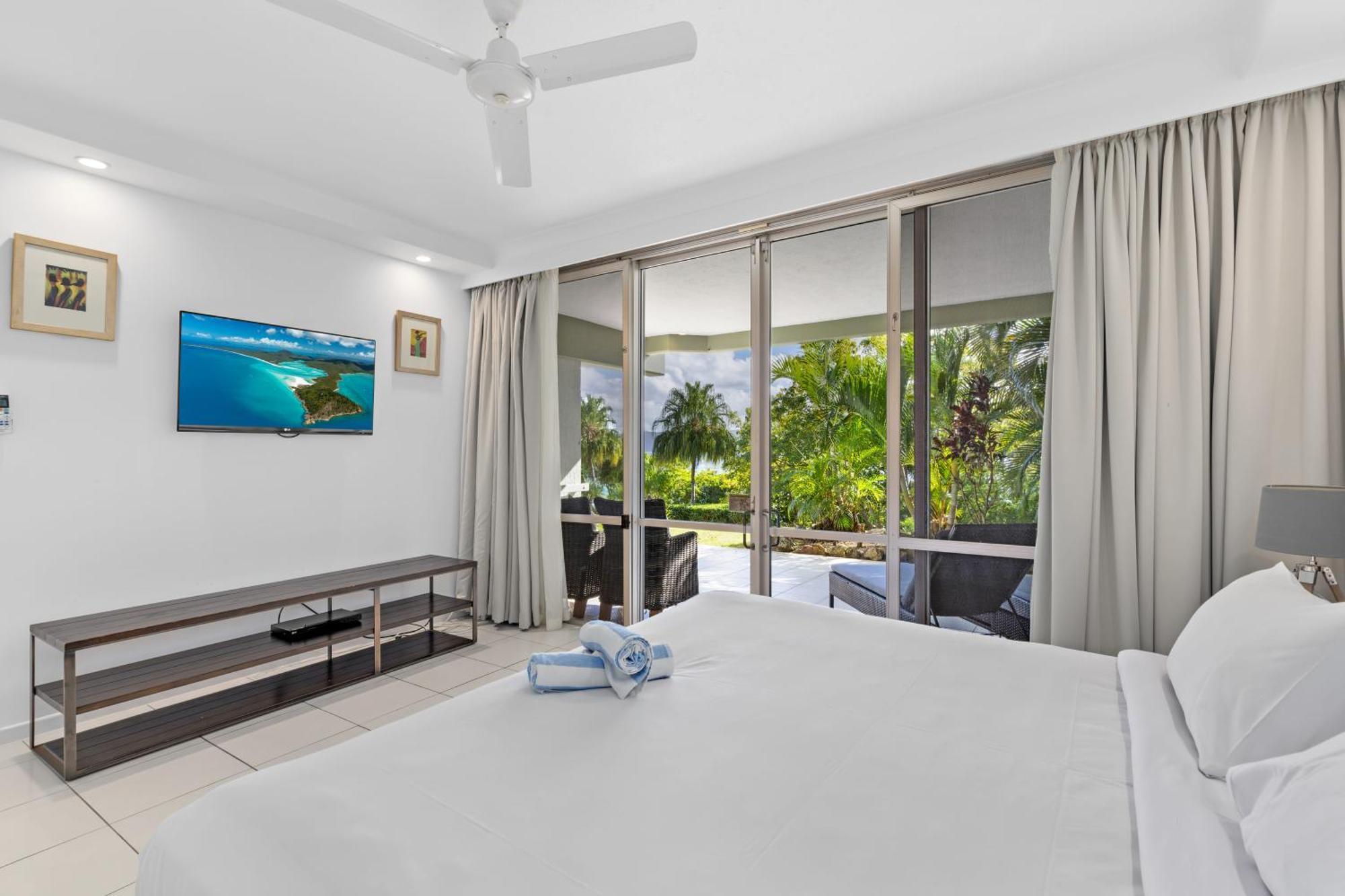Lagoon Apartments On Hamilton Island By Hiha