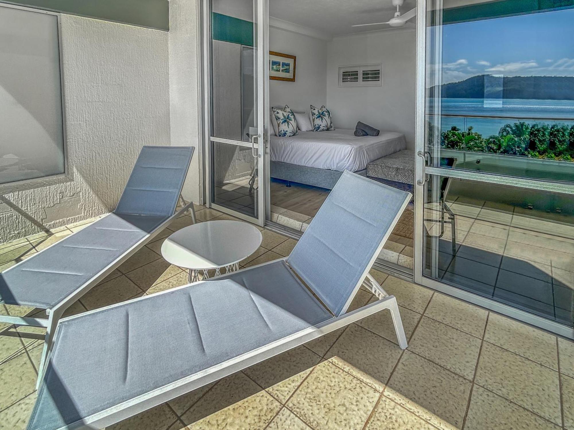 Beach Lodges *