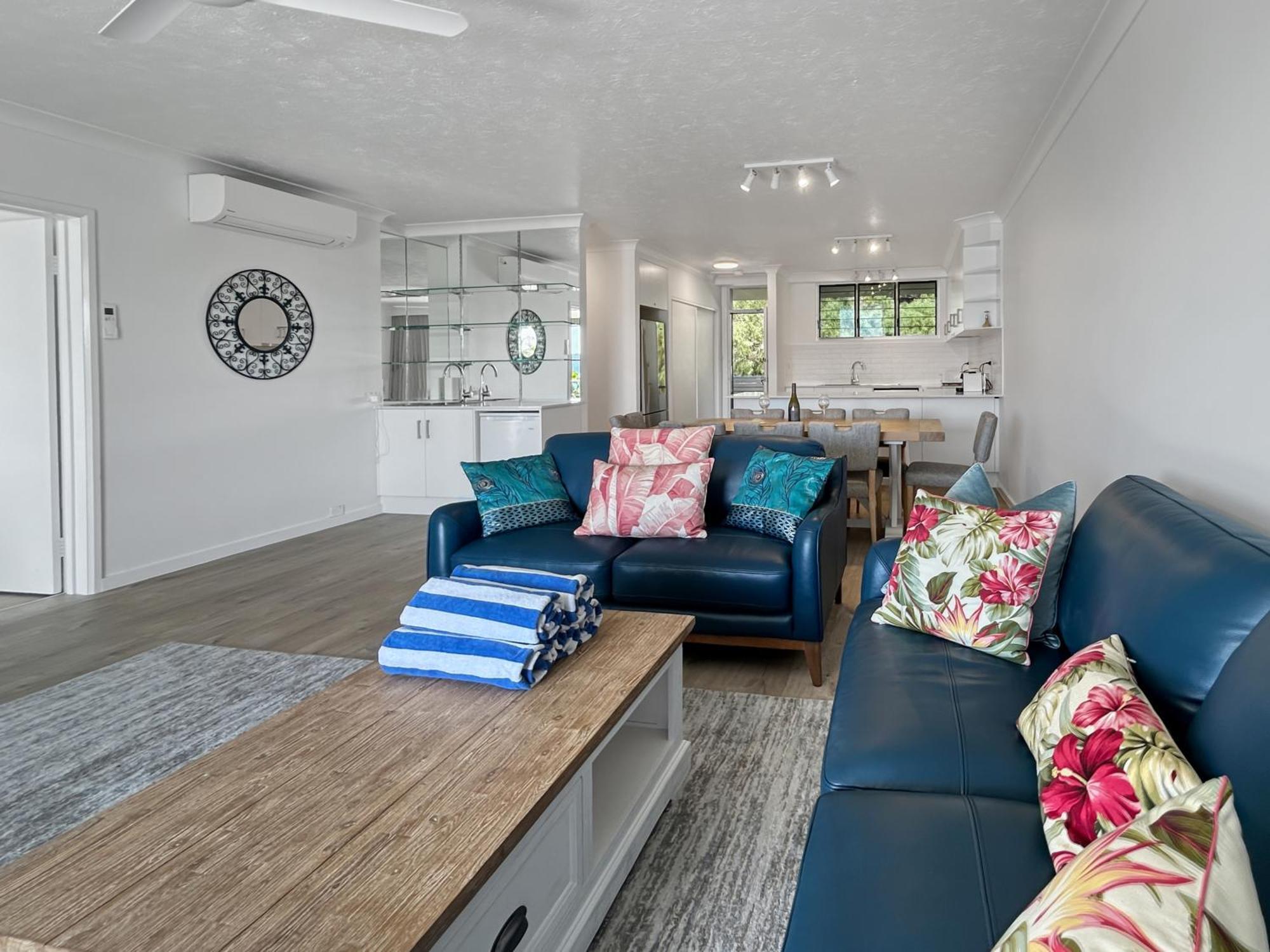 Apartment Beach Lodges Hamilton Island