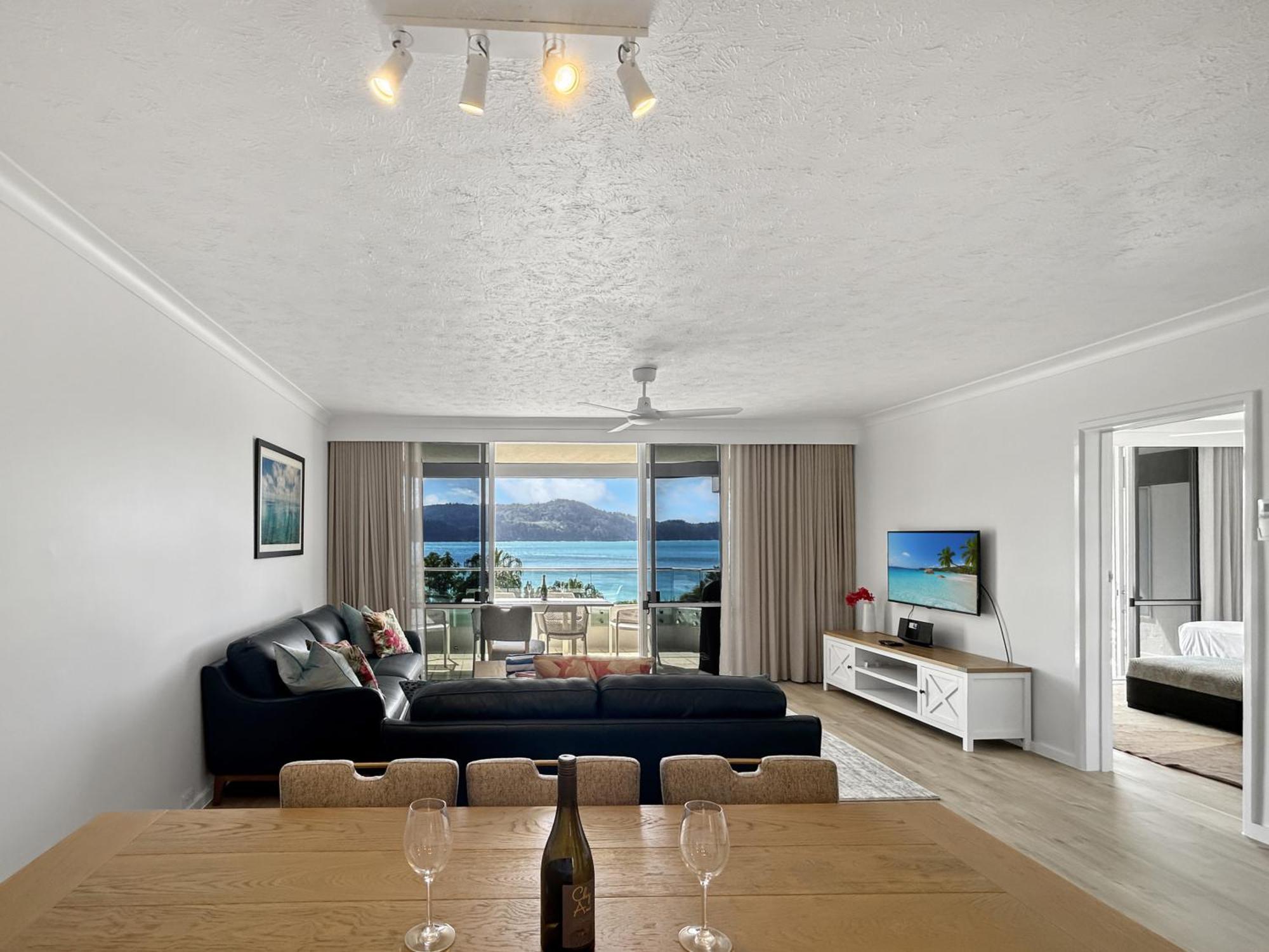 Beach Lodges *