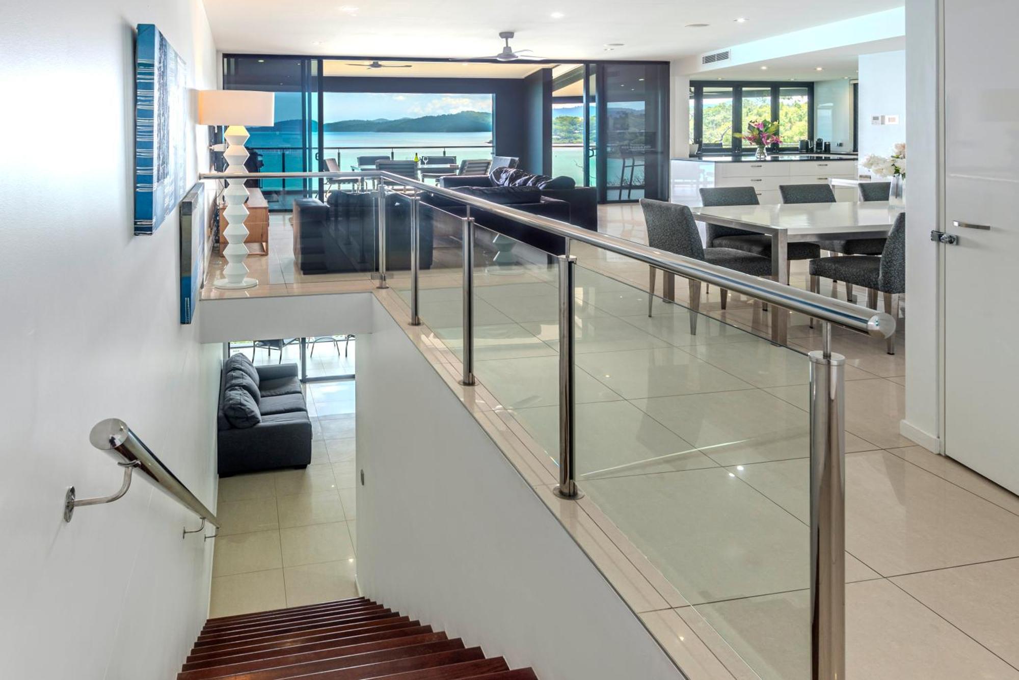 Apartment Edge On By Hiha