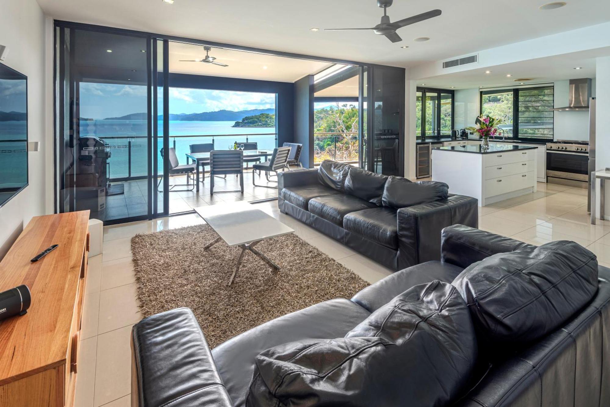 Edge On By Hiha Hamilton Island