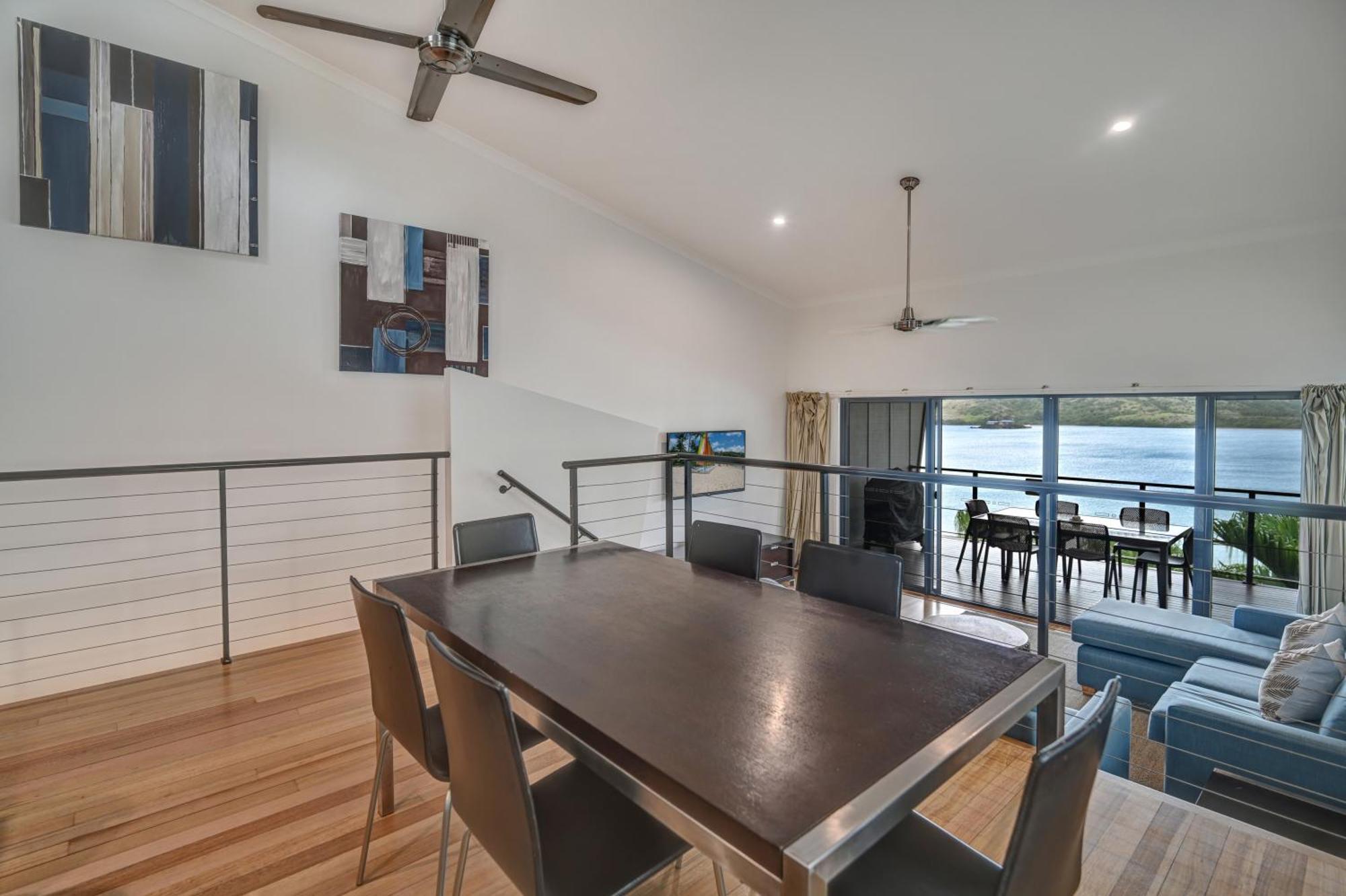 Apartment Shorelines Hamilton Island