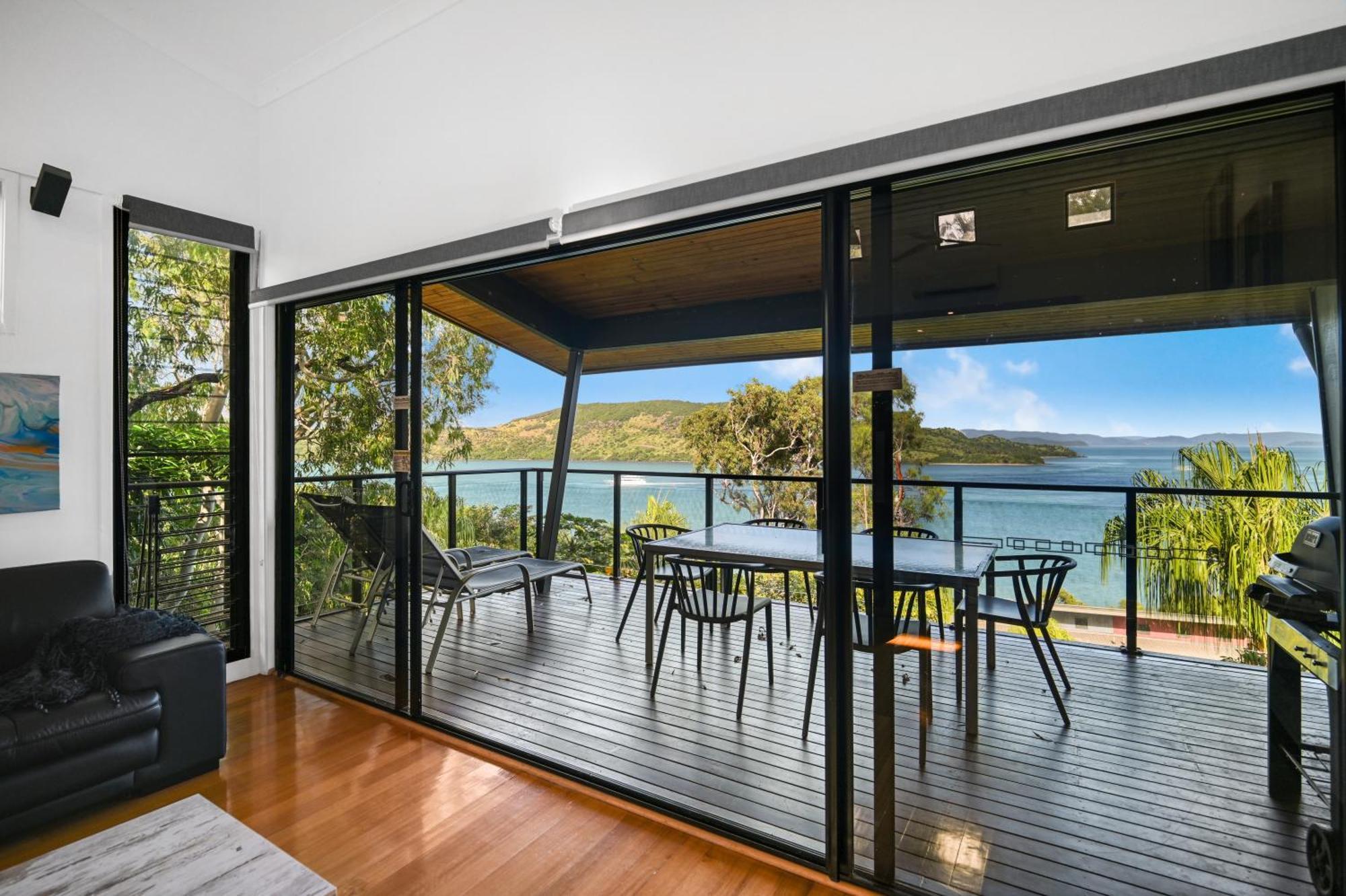 Apartment Shorelines Hamilton Island
