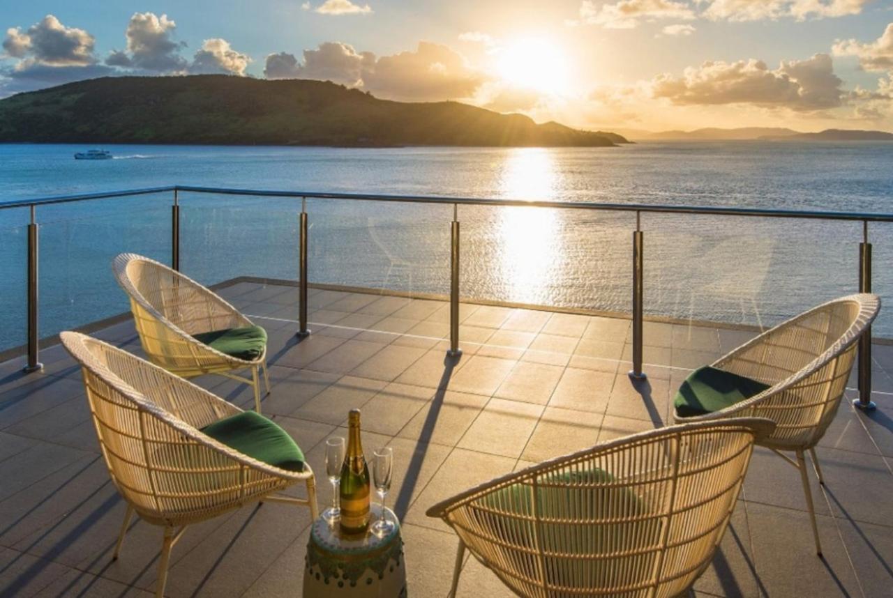 Yacht Club 19 Bijou De Mer Ocean Front Private Pool 2 Buggies Hamilton Island